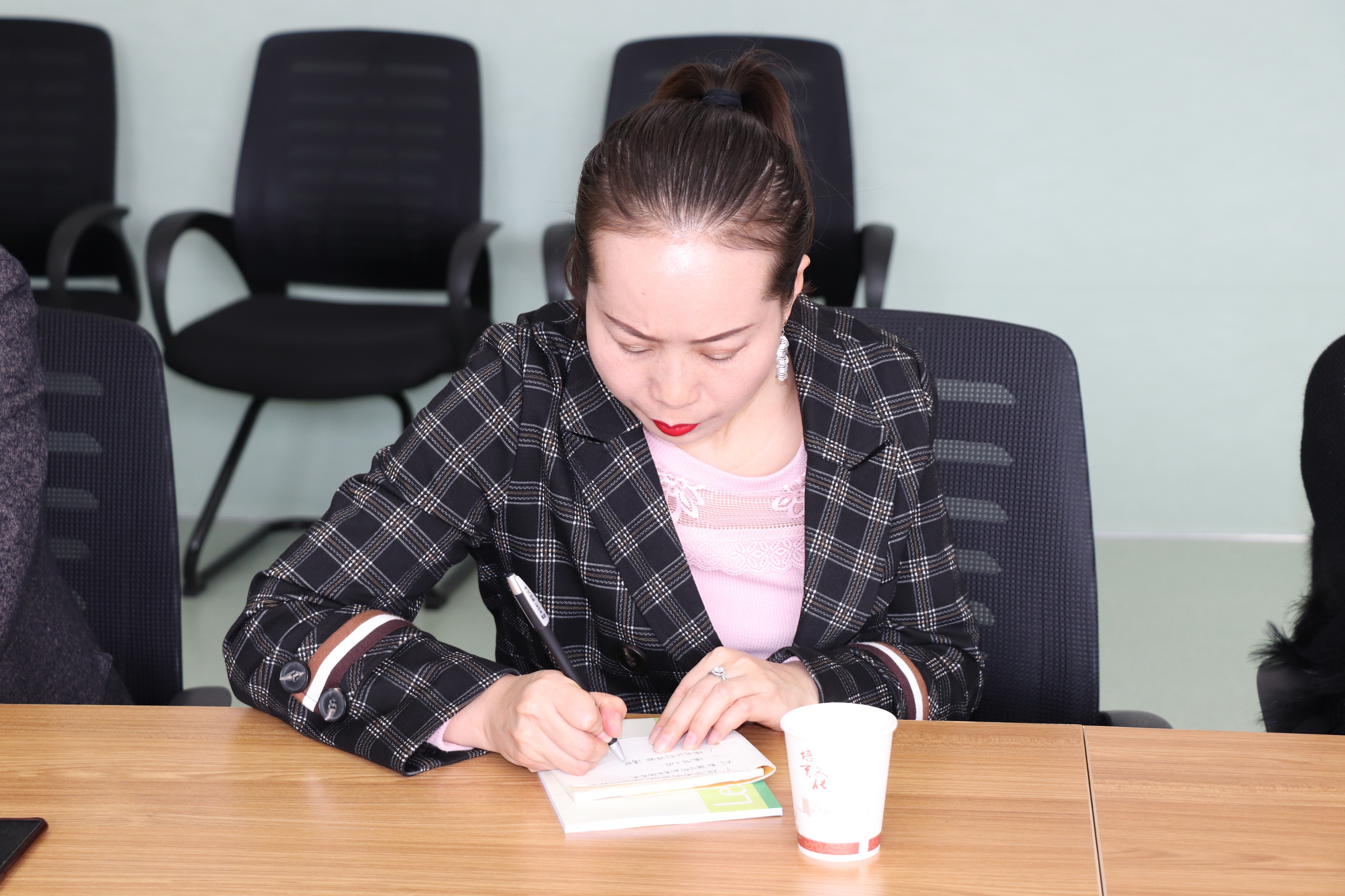 1568701924895374.jpg 1568701924895374.jpg